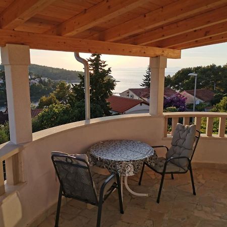 Apartment Miljenko Tomic Splitska Dış mekan fotoğraf