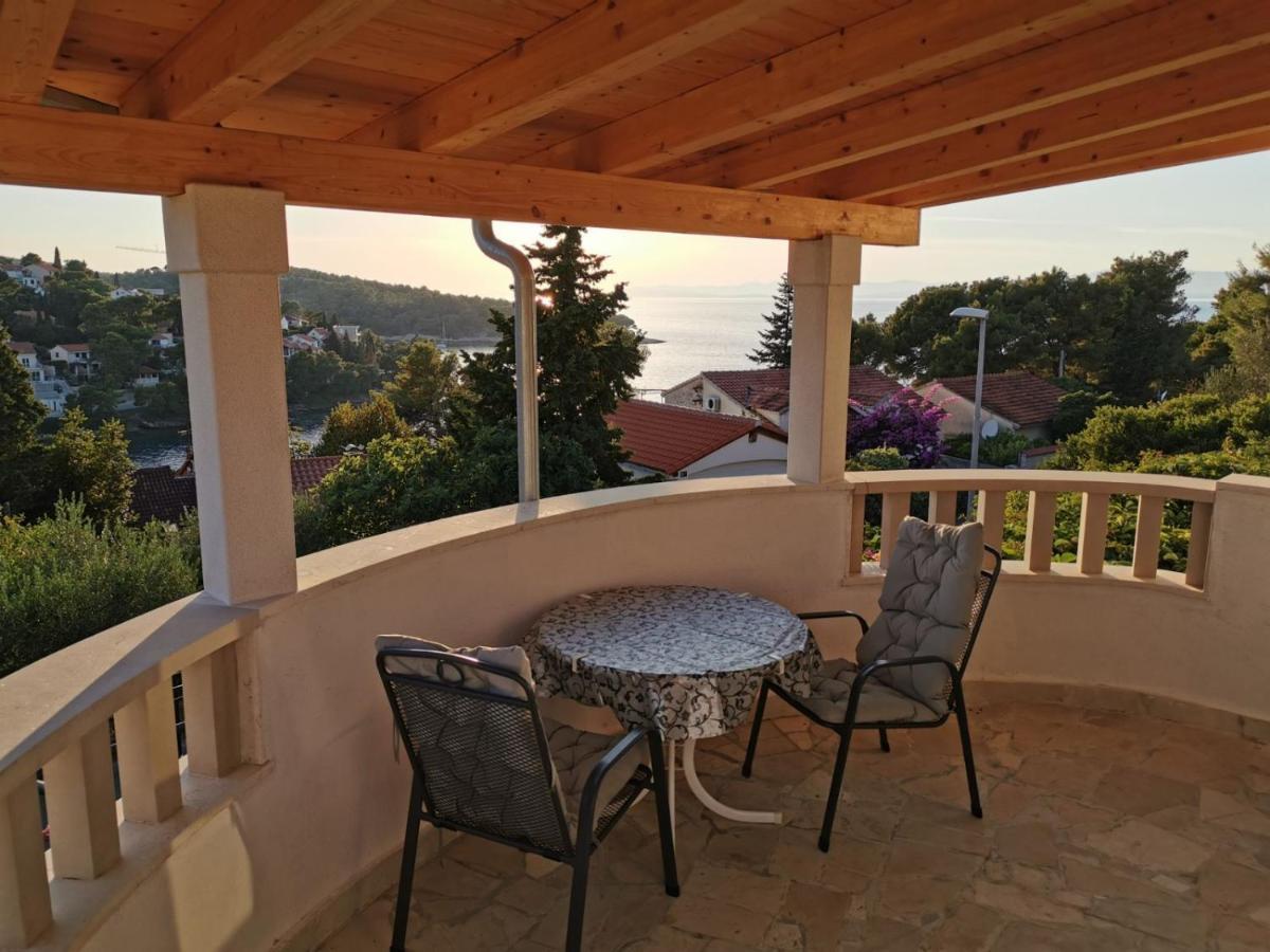 Apartment Miljenko Tomic Splitska Dış mekan fotoğraf