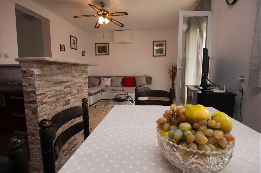 Apartment Miljenko Tomic Splitska Dış mekan fotoğraf